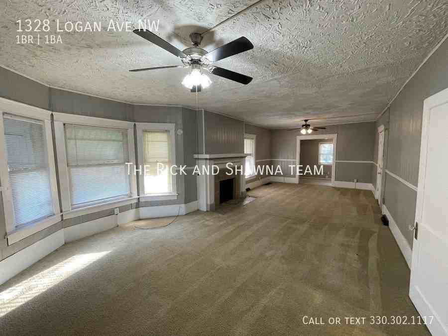 1328 Logan Ave Nw - Photo 3 of 12