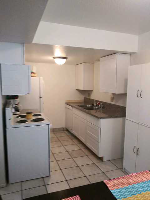 62 Park Ave - Photo 5 of 24