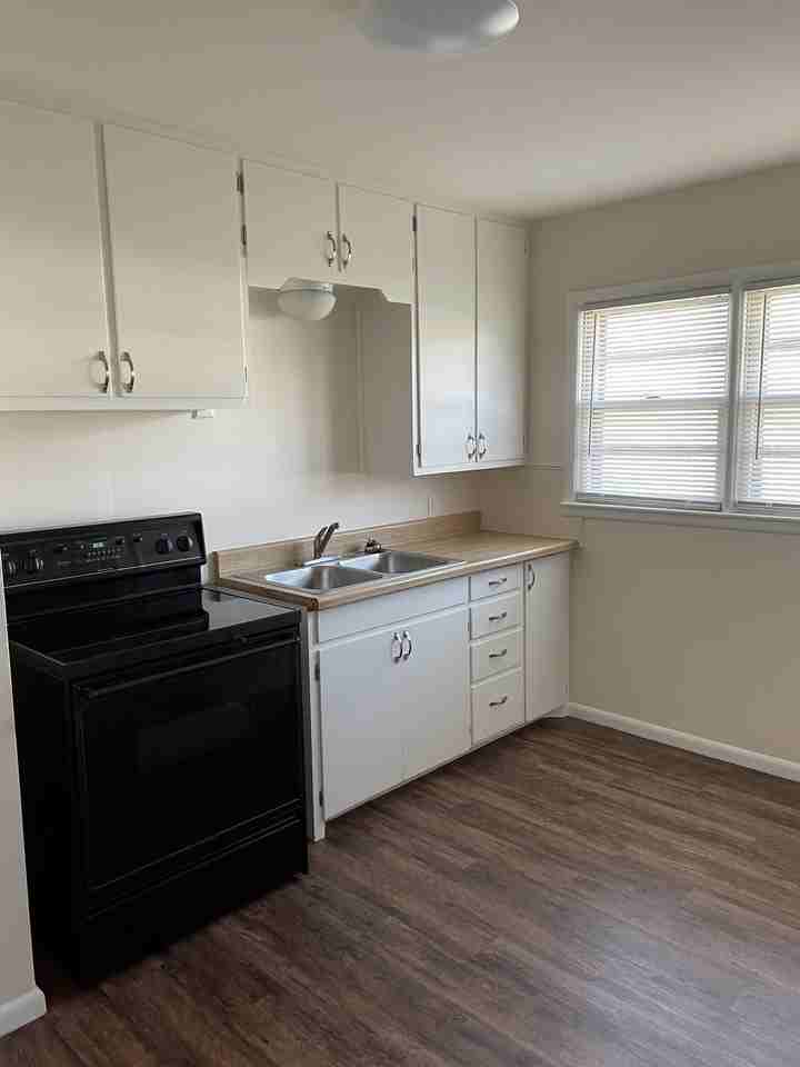 1217 Roosevelt Street - 11219 Roosevelt Street, Great Bend, KS - Photo 3 of 8