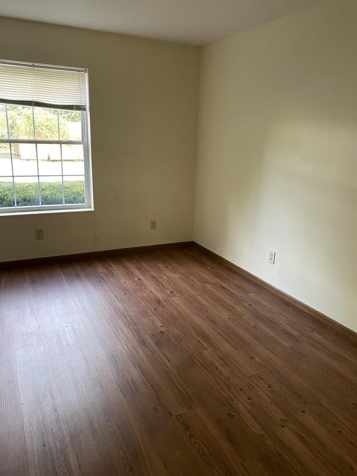 109 North Williams Street - 2apt 1 #2 - Photo 4 of 30