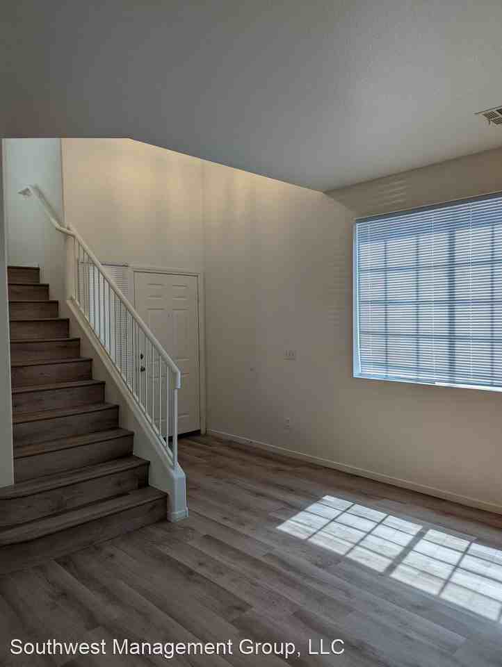 281 Ventana Heights St - Photo 2 of 30