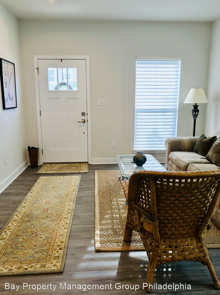1211 Benjamin Dr - Photo 2 of 18