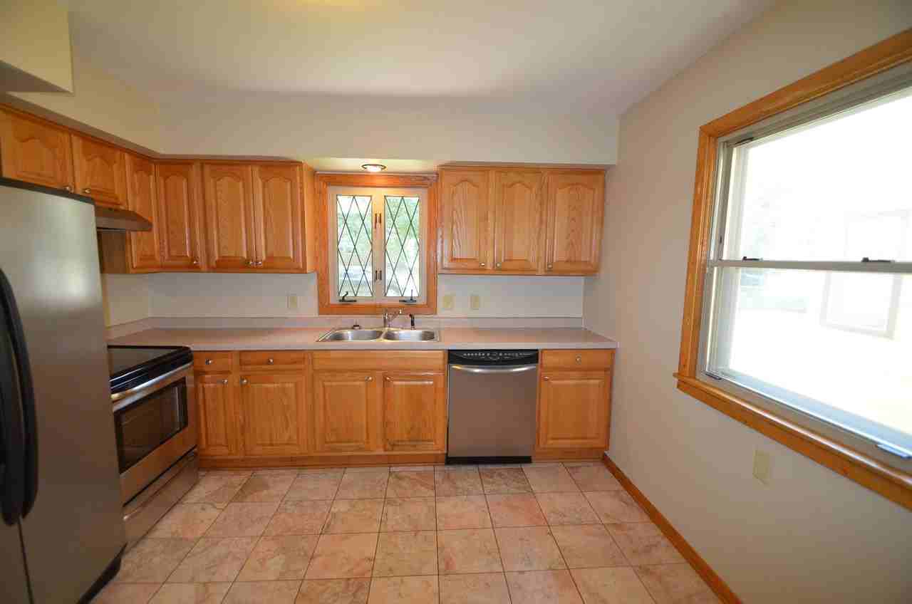 4948 4th St Ne - Photo 3 of 8