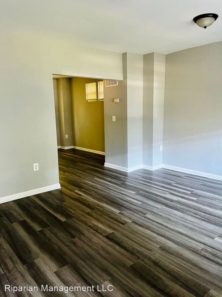 532 Beaumont Ave - Photo 2 of 14