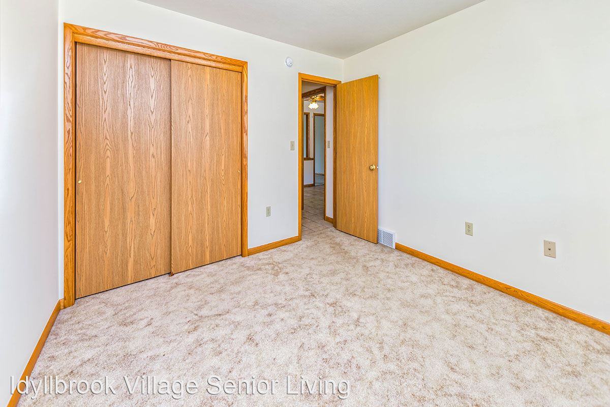 Idyllbrook Village Senior Living - Photo 3 of 16