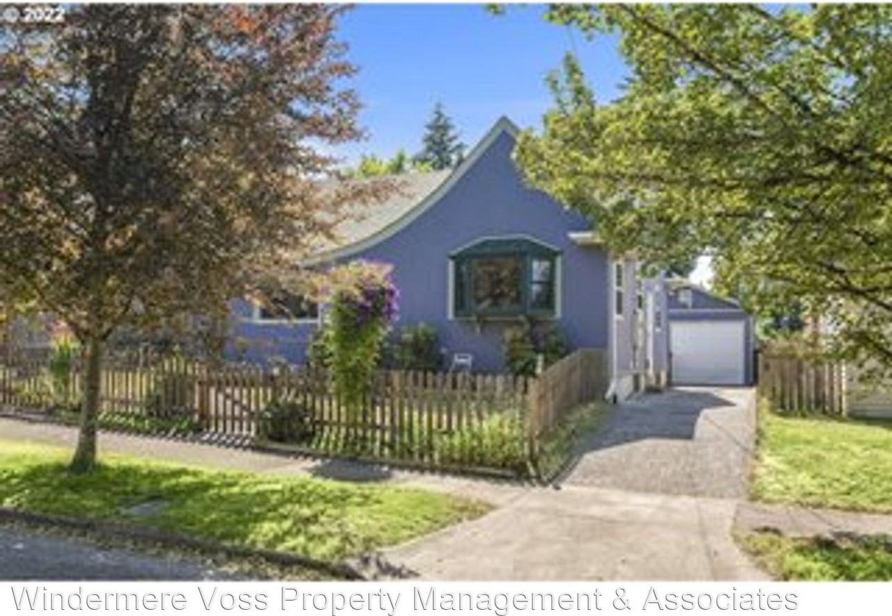 25 Ne 70th Ave - Photo 2 of 19
