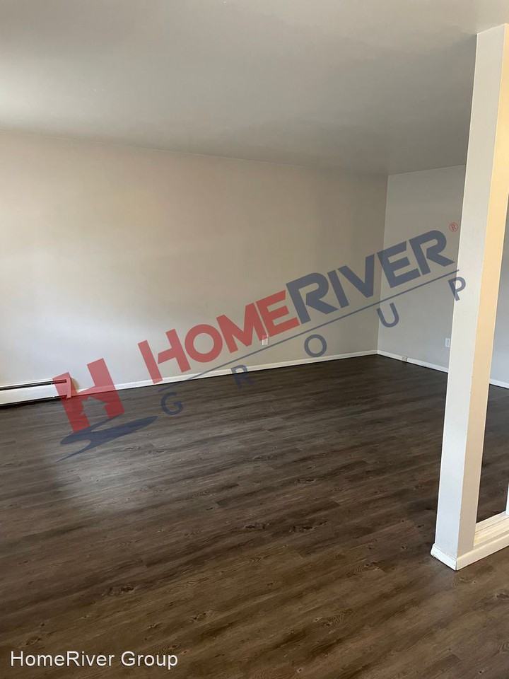 3018 Mallard Dr - Photo 3 of 7