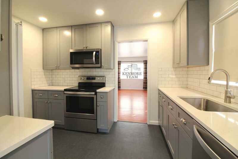 1302 Wilson St - Photo 4 of 16