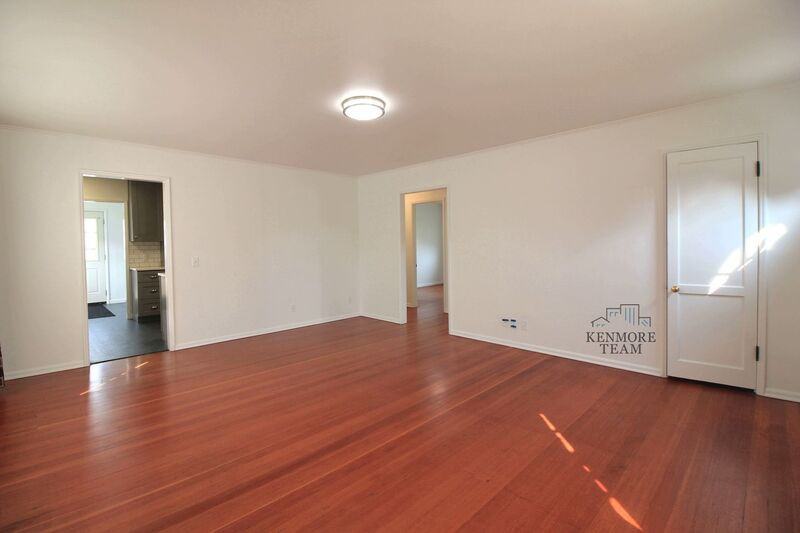 1302 Wilson St - Photo 5 of 16