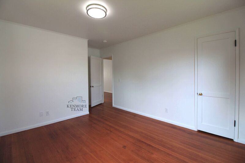 1302 Wilson St - Photo 7 of 16