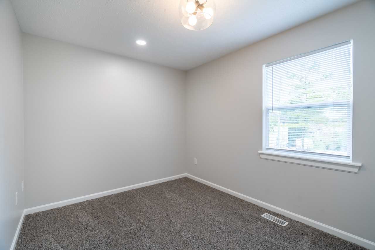 1307 South Senate Avenue #1307 - Photo 7 of 18