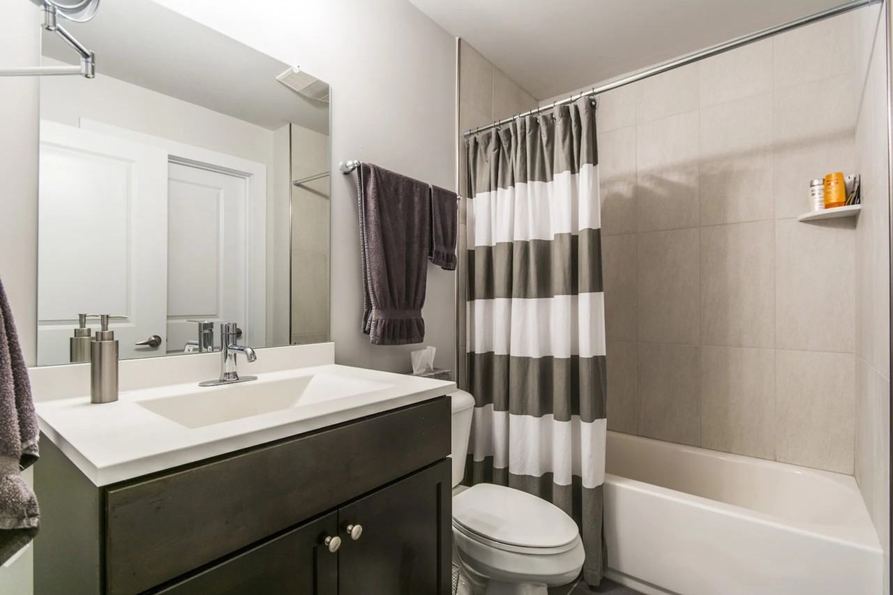 1221 Mount Vernon Street #212 - Photo 5 of 7