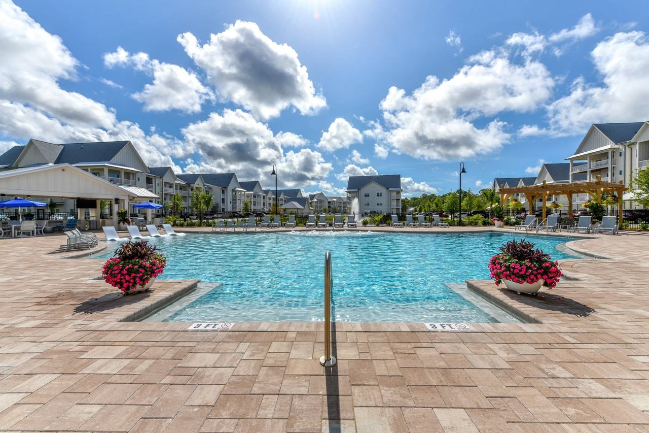 Legends at Clara - Photo 2 of 50