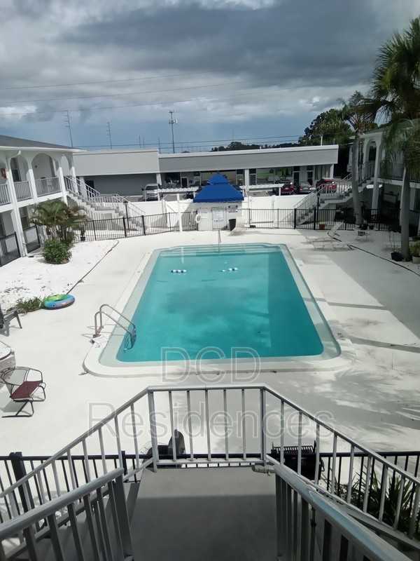 55 Jasper St, Largo, FL 33770 - Photo 3 of 22