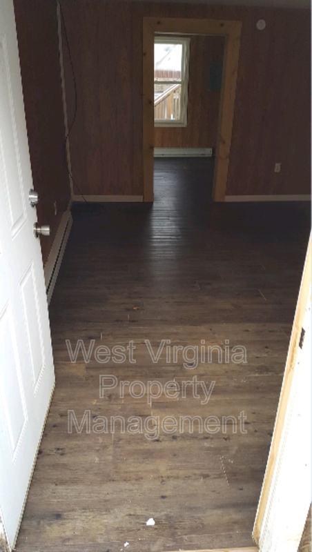 237 S Heber St #2 - Photo 5 of 6