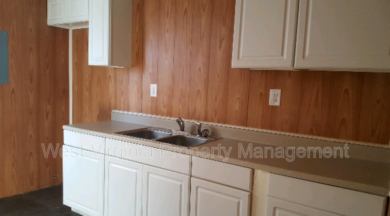 237 S Heber St #2 - Photo 6 of 6