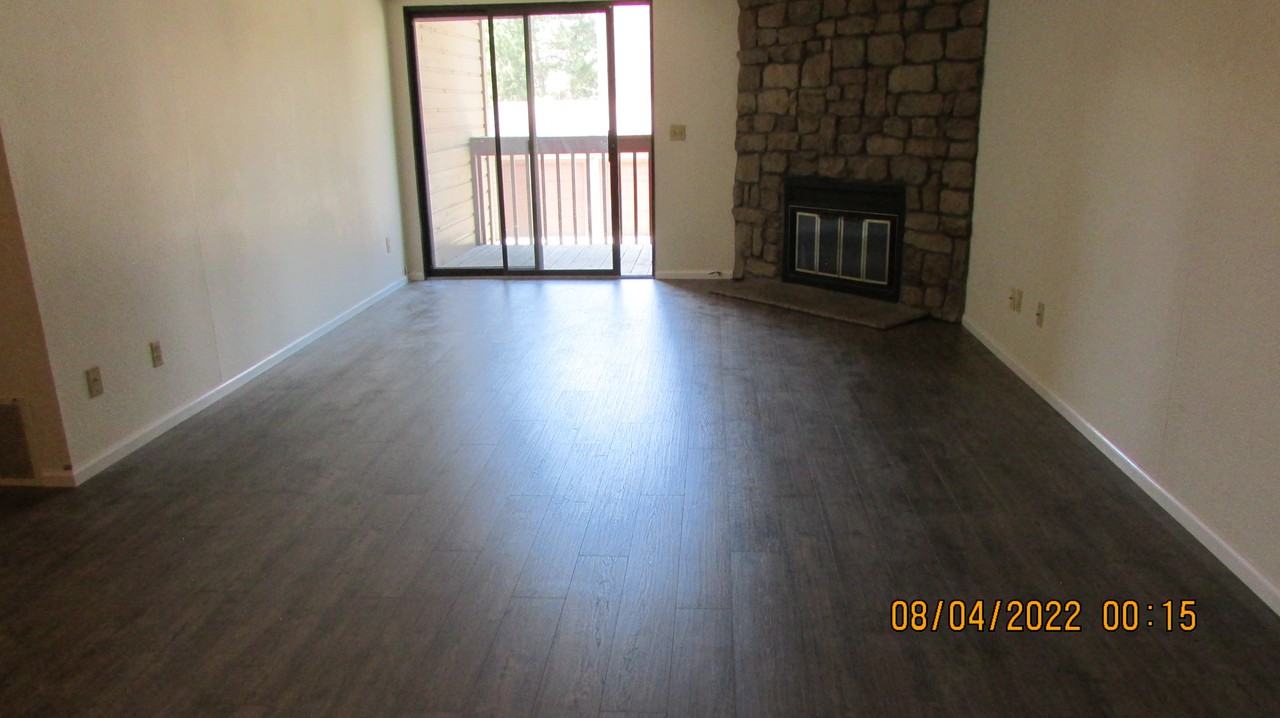 420 Wright Street - Photo 2 of 21