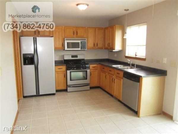 1450 Marleigh Ln - Photo 3 of 16