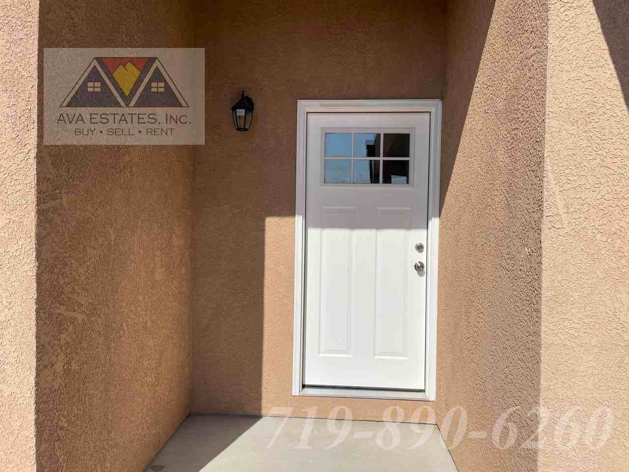 753-755 E Springmont Dr - Photo 2 of 18