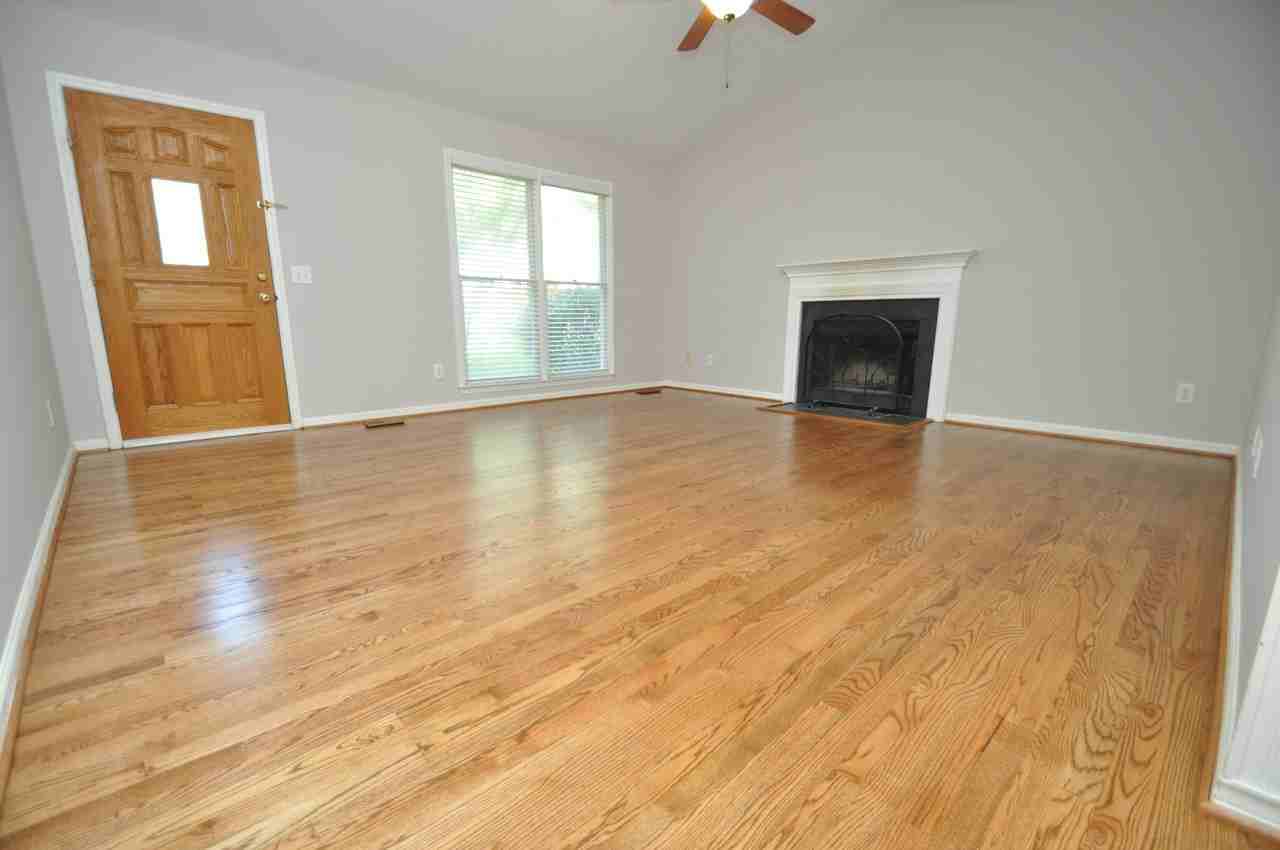2128 Leadenhall Way - Photo 3 of 29