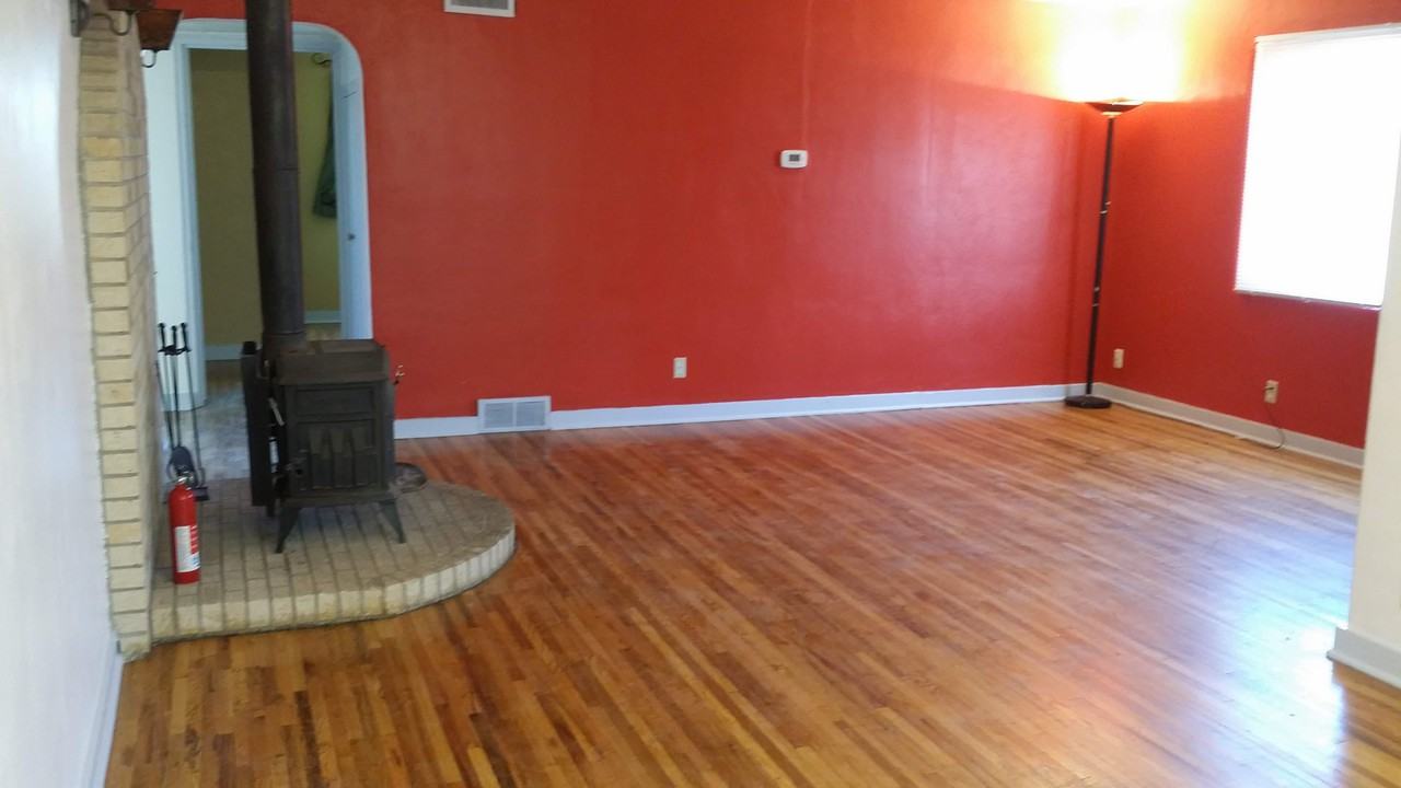 2620 Marble Ave NW - Photo 3 of 15