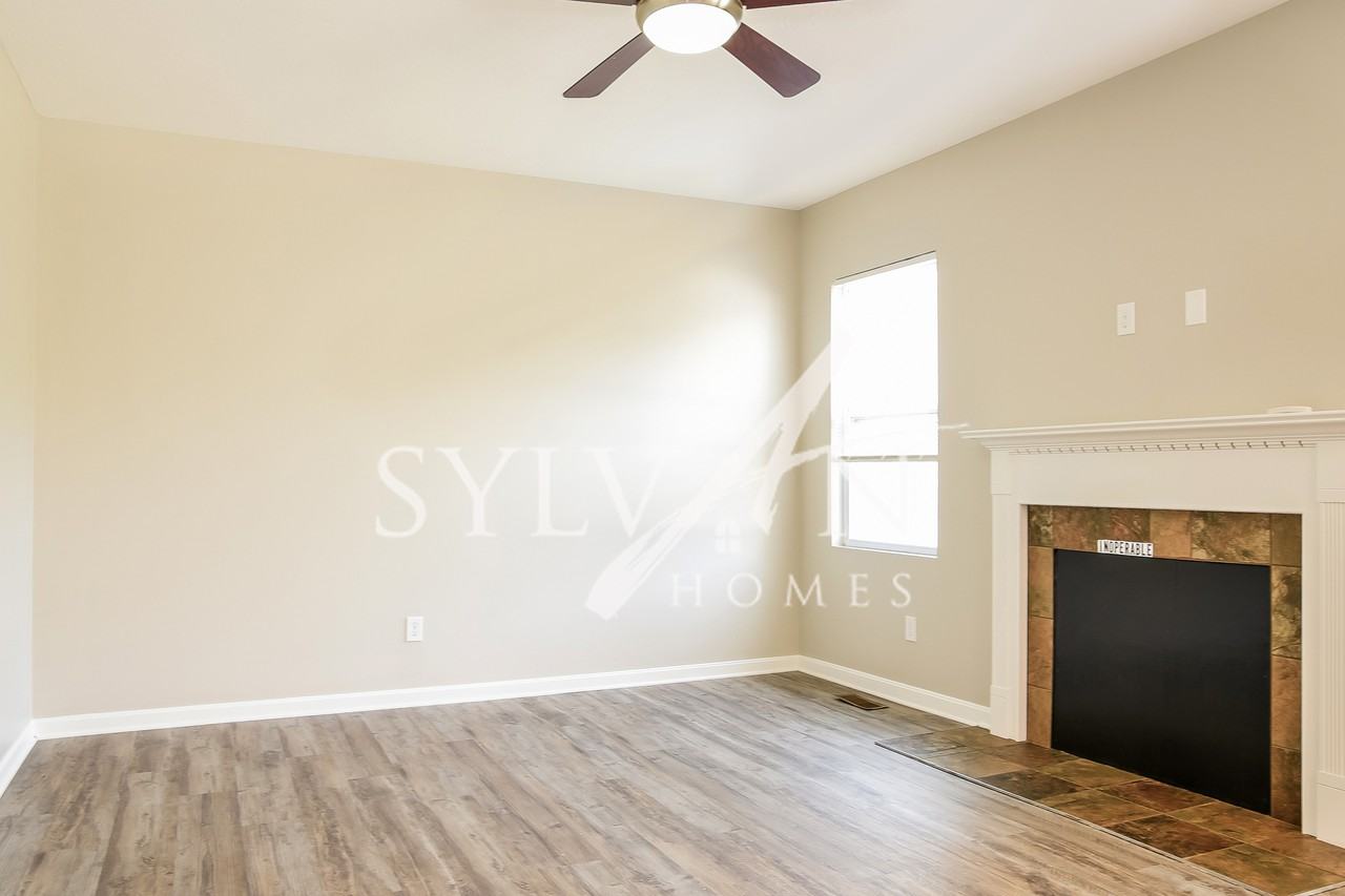 6759 John Dr - Photo 2 of 13