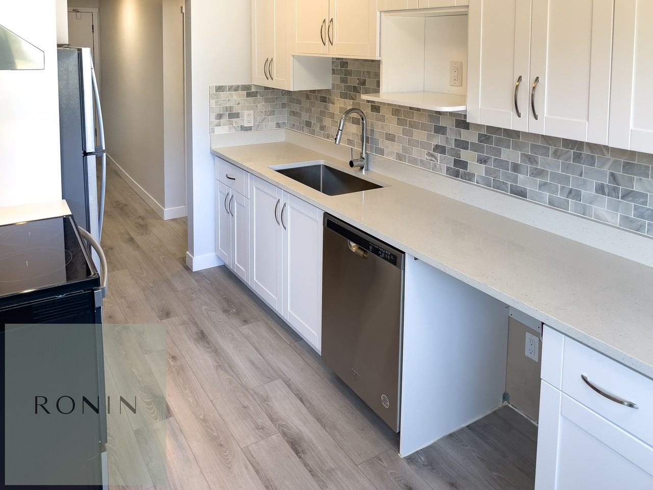1001 6th Avenue - Photo 2 of 23