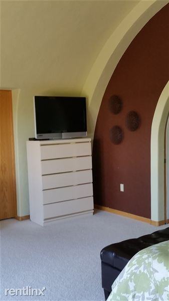 118 2nd St #201 - Photo 2 of 13