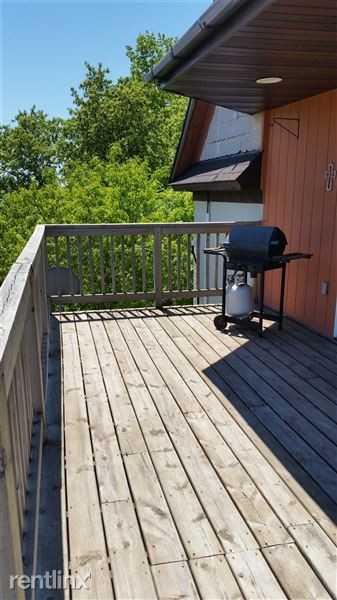 118 2nd St #201 - Photo 3 of 13