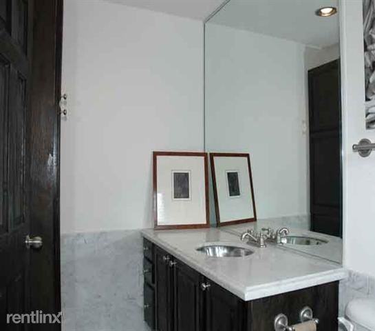 7225 Junius St #A19 - Photo 3 of 4