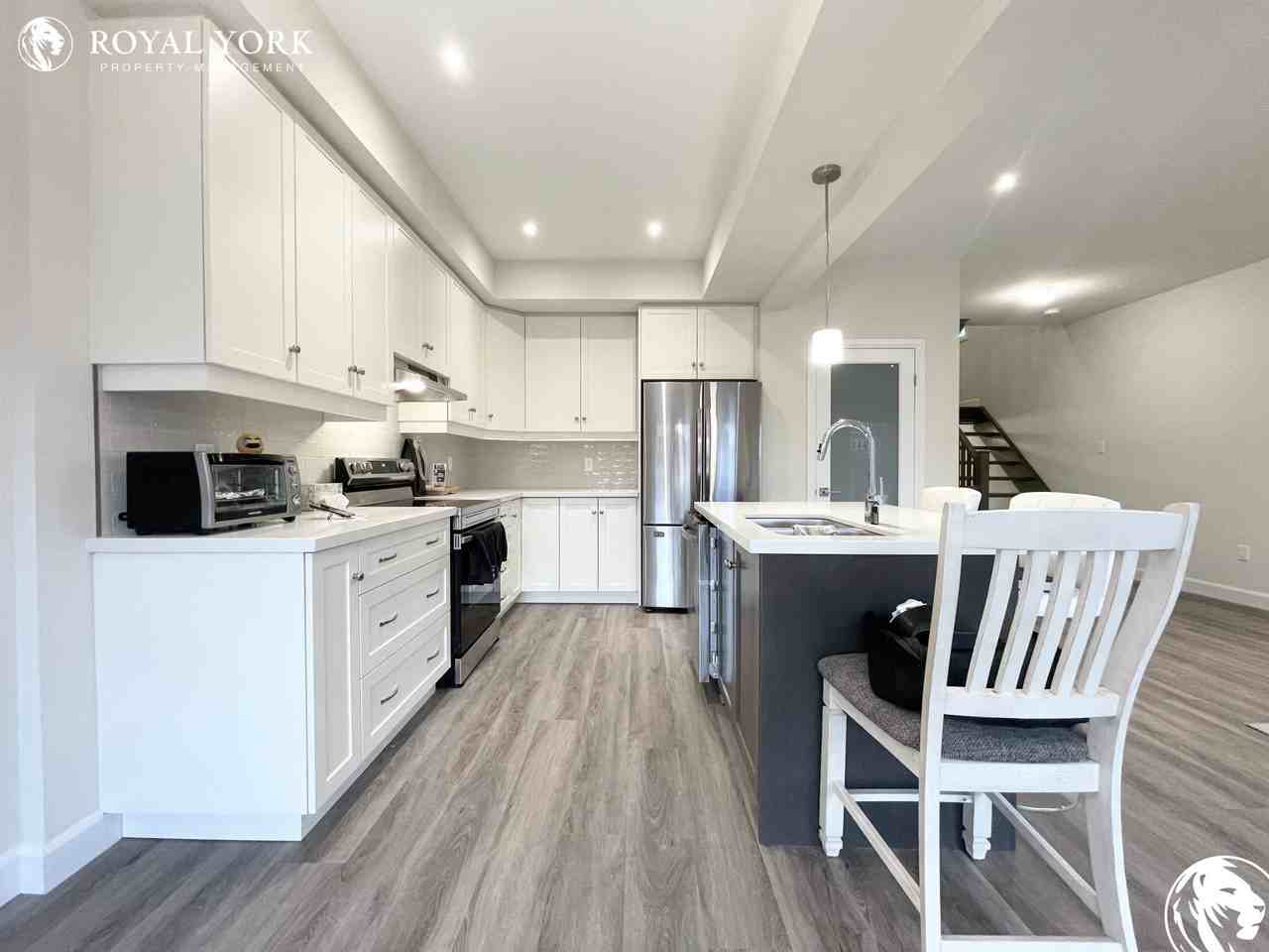 18 18 Cyclone Way - Photo 2 of 29