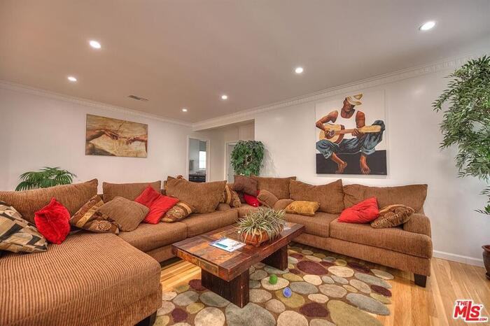 5112 W Slauson Ave - Photo 2 of 44