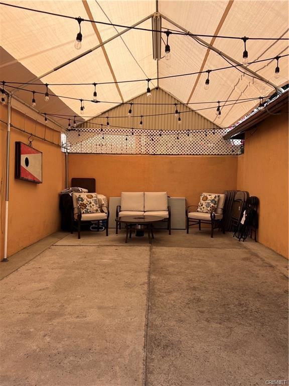 2926 W Via Acosta #HALF - Photo 2 of 21