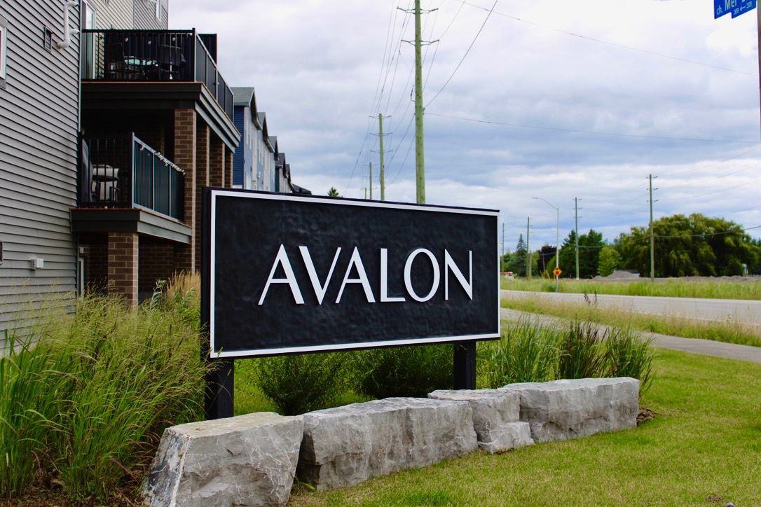 21 Malachigan Crescent - Photo 2 of 20