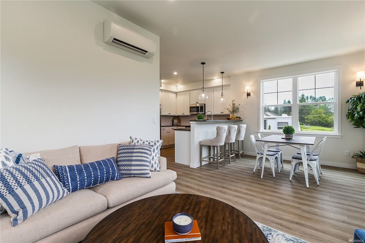 3226 East Sunset Drive #1 - Photo 2 of 17