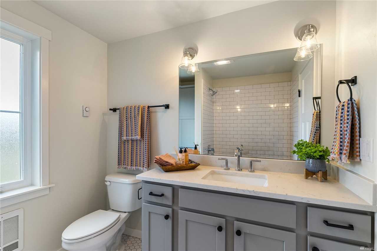 3226 East Sunset Drive #1 - Photo 6 of 17