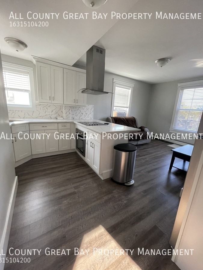 184 E Main St - Photo 2 of 7