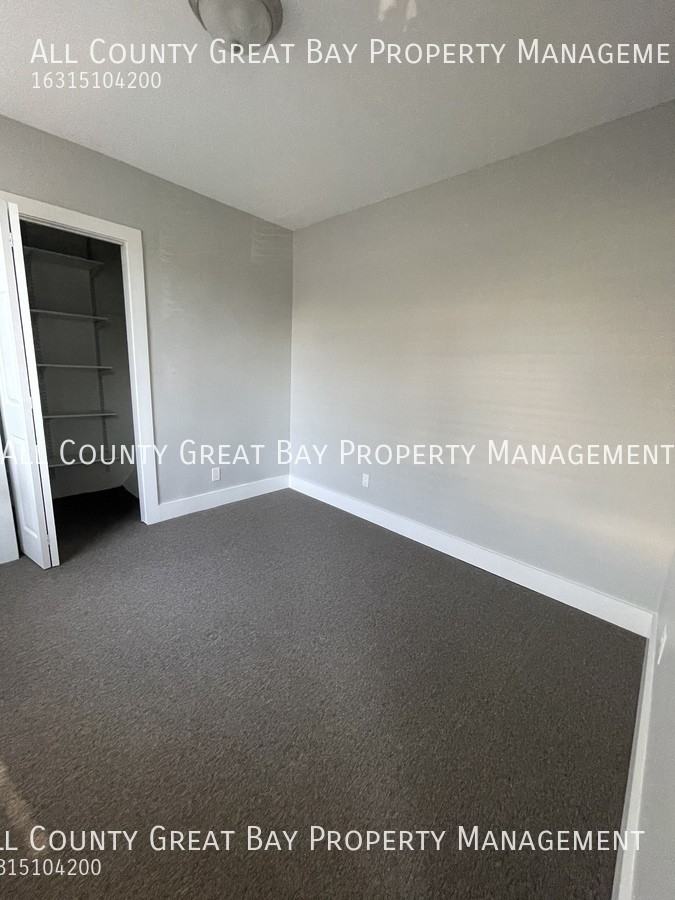 184 E Main St - Photo 5 of 7