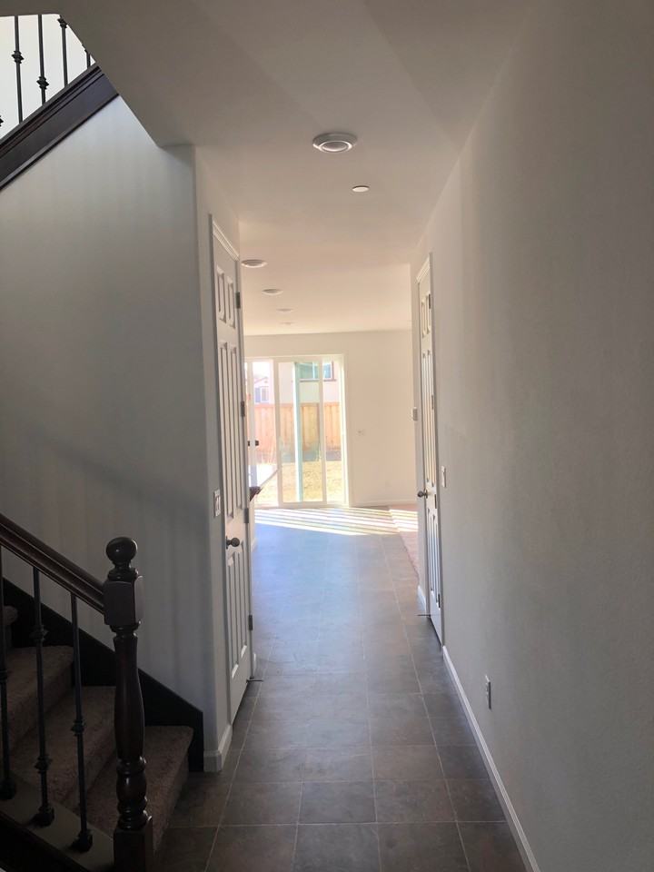 4864 Lantana Dr - Photo 2 of 12