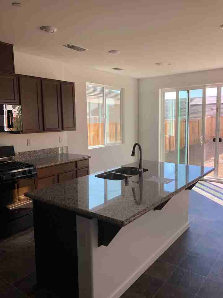 4864 Lantana Dr - Photo 3 of 12