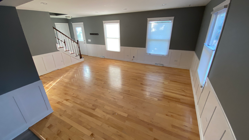 323 Cedarwood Ln - Photo 2 of 41