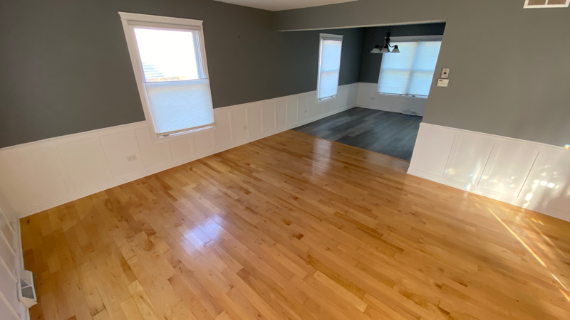 323 Cedarwood Ln - Photo 3 of 41