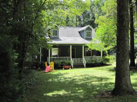 123 Bonaparte Dr - Photo 1 of 1