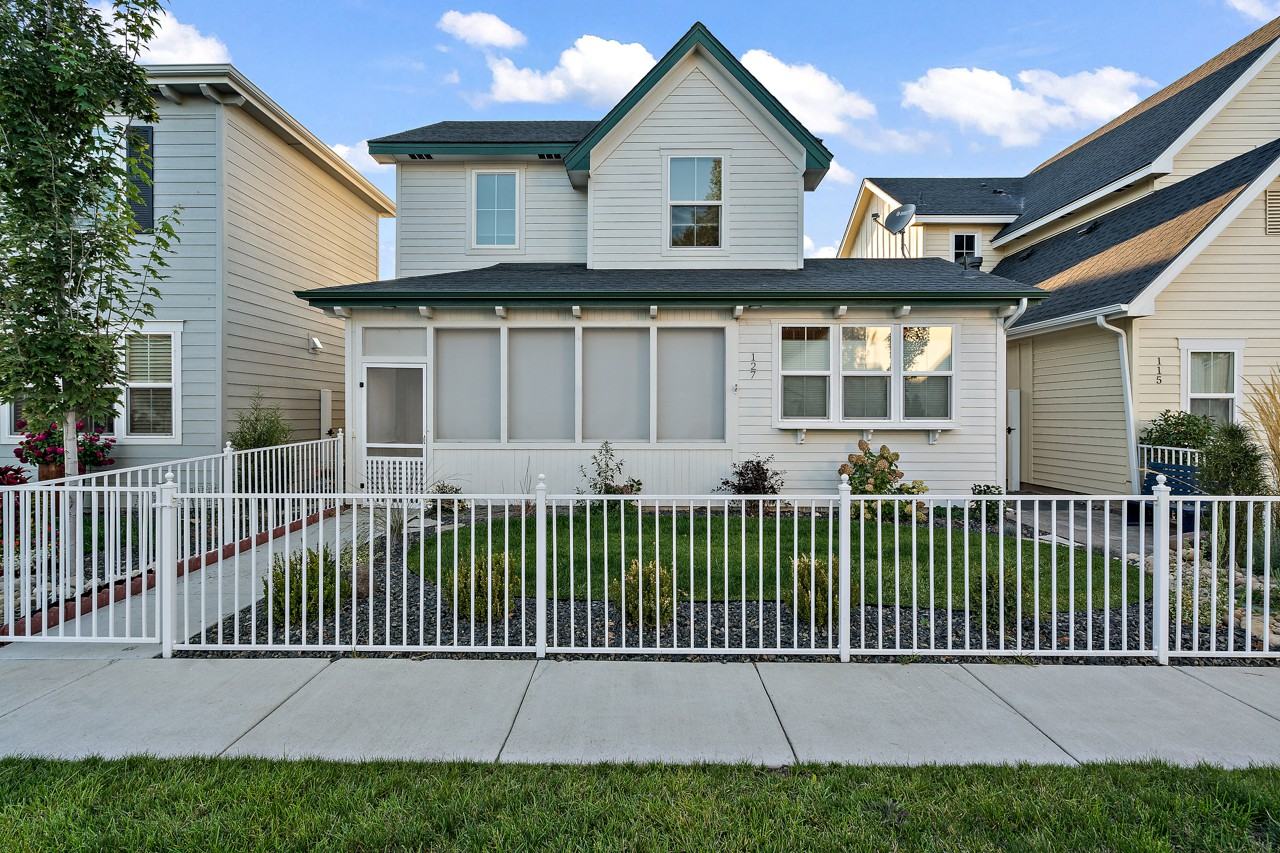 127 S Mathie Way #1 - Photo 2 of 17