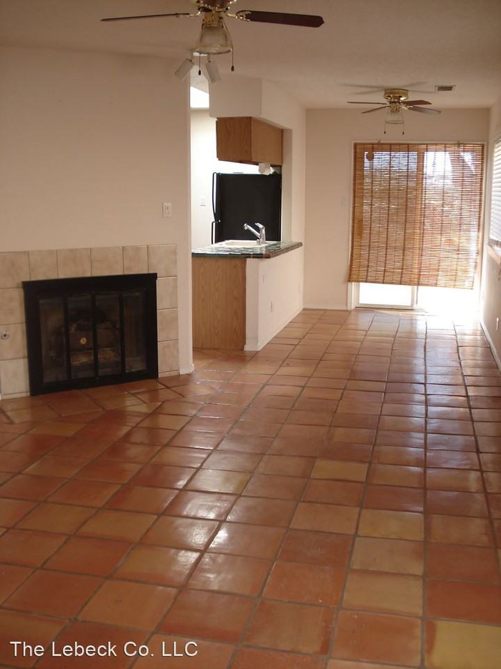 3717 Otra Vez Ct Nw - Photo 3 of 4