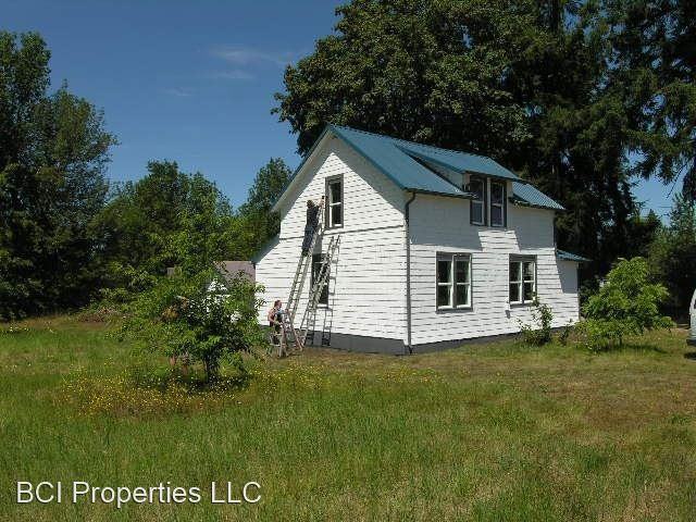 33616 Mountain Hwy E - Photo 3 of 29