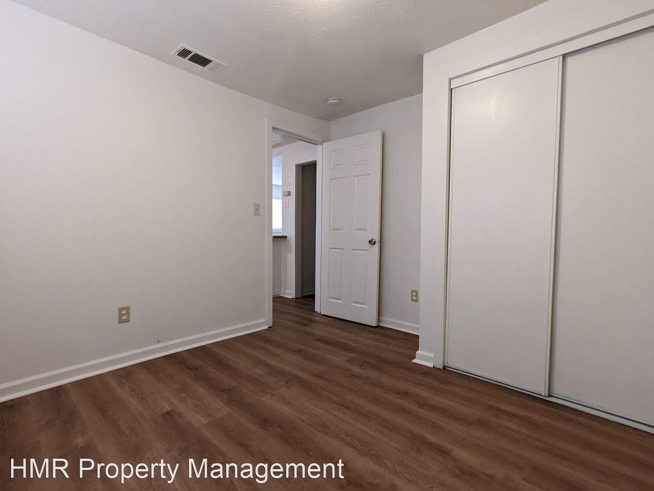 1977 N. F St - Photo 3 of 12