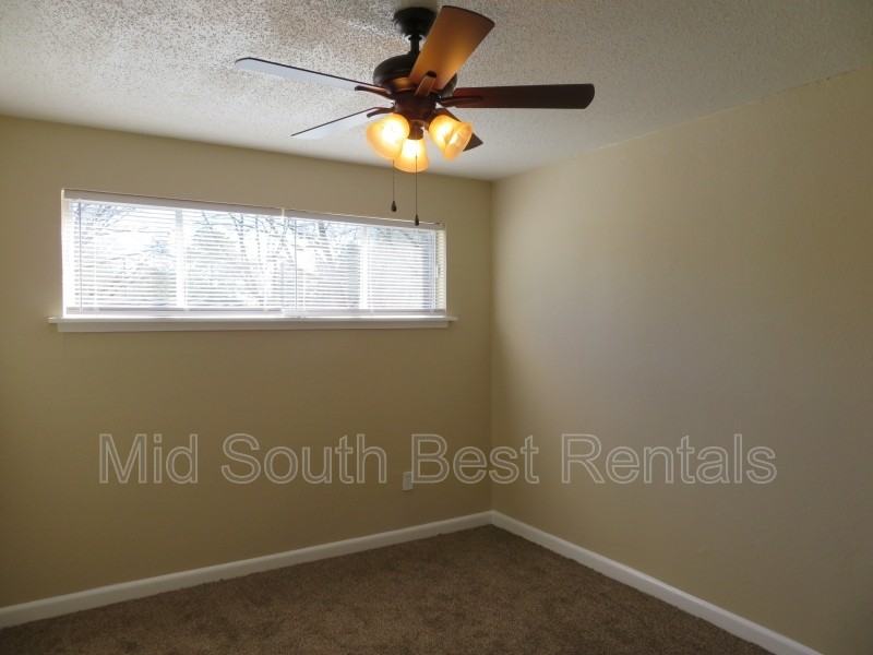 3506 Katherine St - Photo 4 of 8