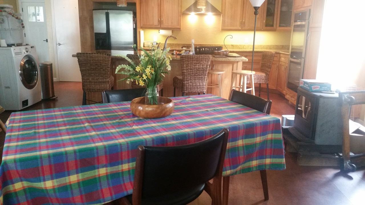 1776 Glenbrook Dr - Photo 2 of 26