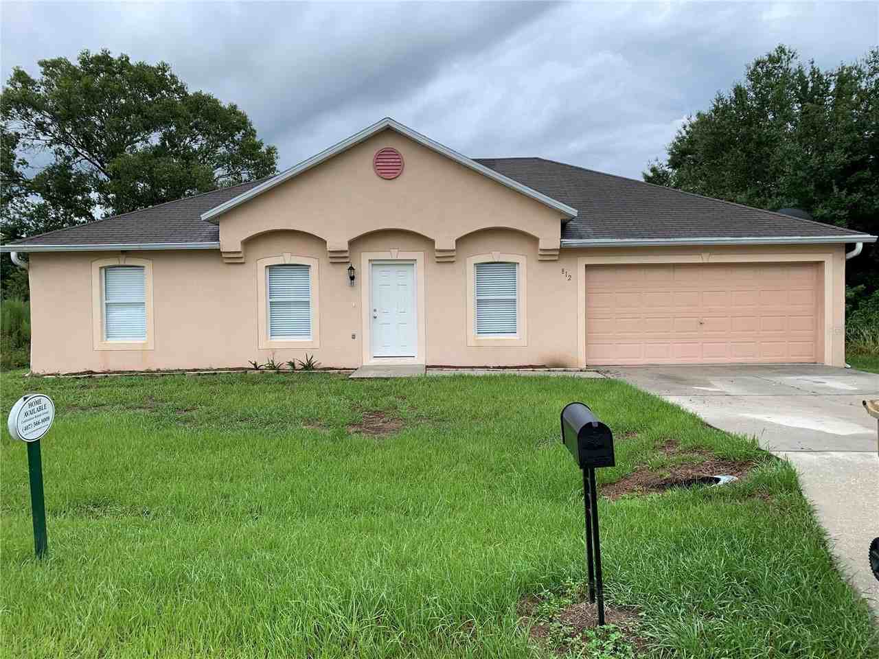 812 Abbeville Ct - Photo 2 of 36